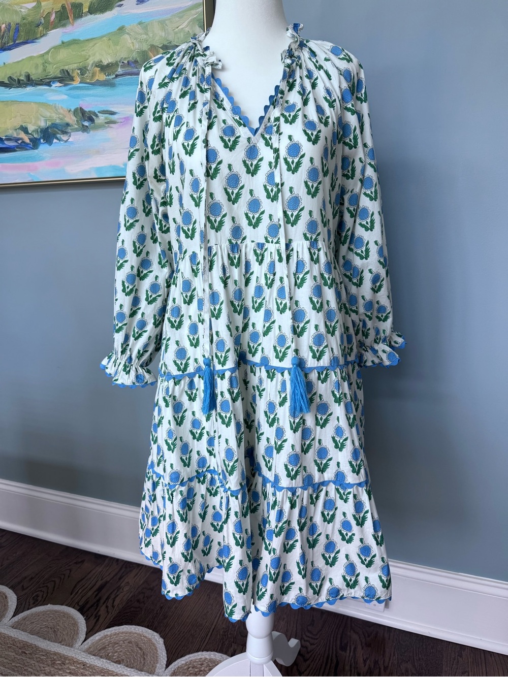 Entro White three quarter sleeve Dress w/ Blue & green floral Print size small